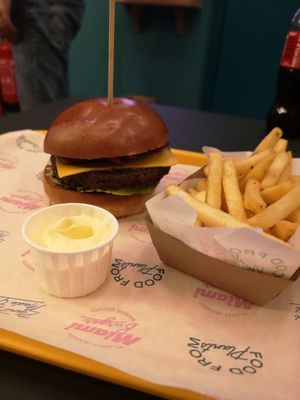  at The Sunny Burger Co. in Amsterdam