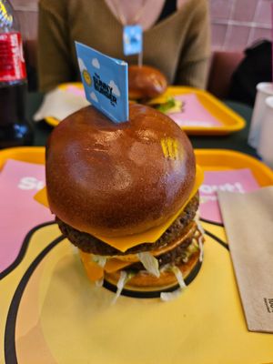  at The Sunny Burger Co. in Amsterdam