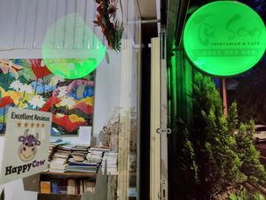 HappyCow 5 stars EXCELLENT reviews decal at Tu Sen in Da Lat