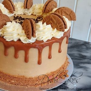 Vegan Biscoff Cake at Didi Cakes in Bath