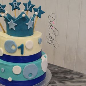 Vegan Little Star Cake at Didi Cakes in Bath