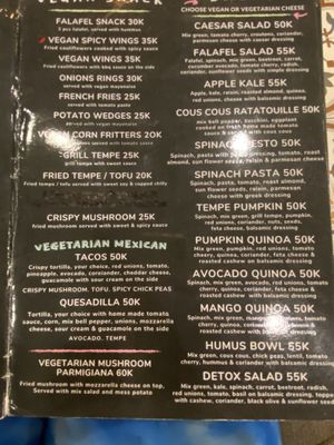 So many options!  at Nyom Nyom in Tibubeneng