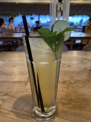 Peppermint tea   at Nyom Nyom in Tibubeneng