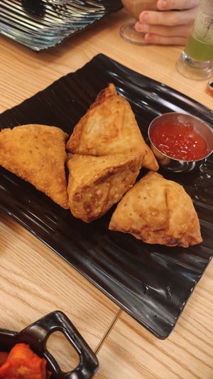 Veggie Samosa #Veganuary at Chandra Mahal in Central Singapore