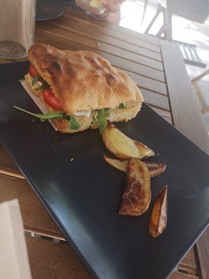 Focaccia at Flora Cafe in Barcelona