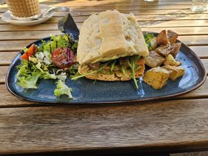 Balsamic tofu sandwich at Flora Cafe in Barcelona