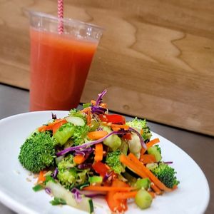 Asian Chopped Salad + Watermelon Smoothie at Abundant Life Kitchen in Lexington