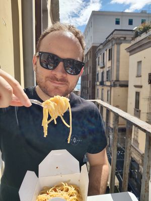 Napoli at 120 Grammi Spaghetti Takeaway in Naples