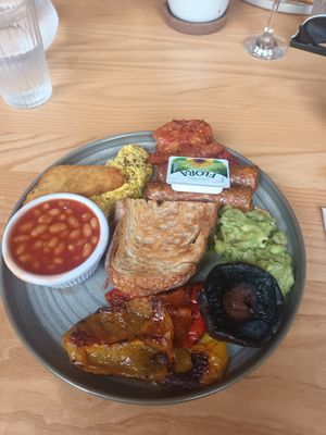 Vegan fry up at Brunchin’ in Liverpool