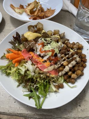 Bowl + sweet potatoe crisps   at Monk Santa Maria in Santa Maria