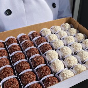  at Dolci Vegani in Rio Grande