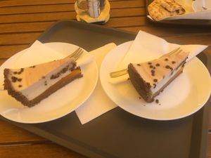 Vegan apricot and "mascarpone" cake at Csillag Büfé a Rómain in Budapest