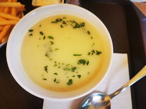 Cauliflower cream soup at Csillag Büfé a Rómain in Budapest