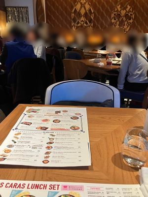  at Las Dos Caras in Tokyo