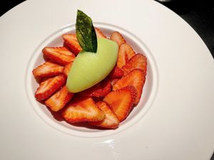 Delicious vegan tasting menu 🌱  at L'Atelier de Joël Robuchon in Gustavia