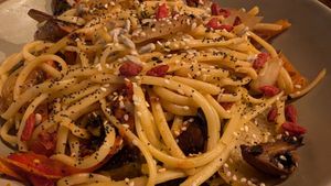 Linguine with veggies at Tempêro d'Maria in Vila Nova De Gaia