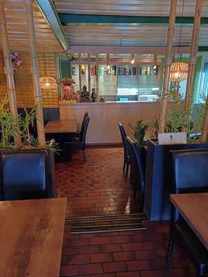 Inside at Lang Sen Restaurant in Luebeck