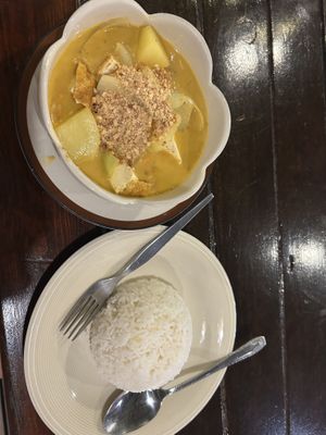 tofu masman curry  at Pen's Restaurant in Koh Chang