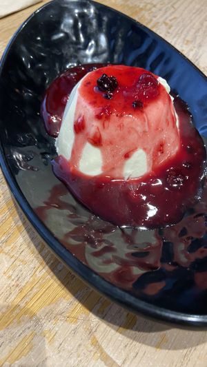 PANNACOTTA CON FRUTOS ROJOS   at La Cuina del Cel in Mataro