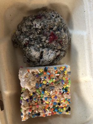 Strawberry matcha scone and rice krispy treat  #Veganuary at The Green Beautiful  in Manchester