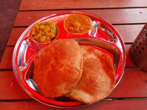 Tasty Poori dish at Saravanaa Bhavan in Hamburg