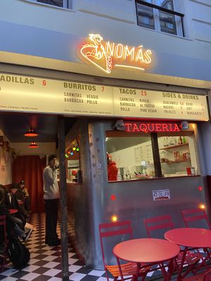   at Nomās Tacos in Paris