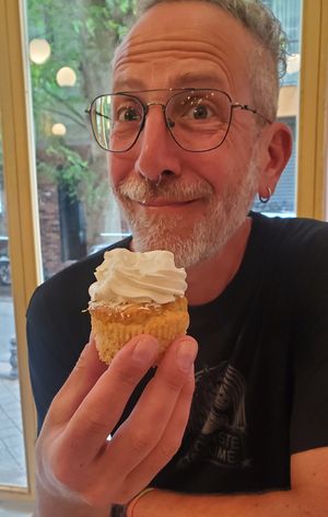 Lemon cup cake (he was too fast for my picture) at Sisters & Harvest in Istanbul