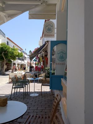 Great location at Alaska in Skiathos