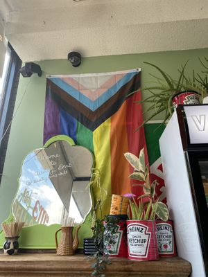 Great decor  at Aunty Em's Deli & Coffee in Toronto