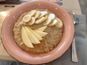 Porridge (made vegan without honey and with oat drink i/o dairy milk) at Schwitzer's Brasserie & Lounge in Waldbronn