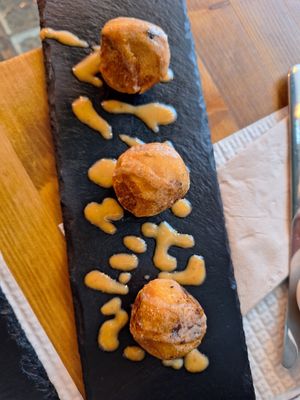  at Cheeky Leeks in Lisbon