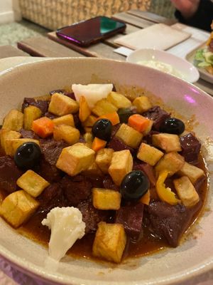 Seitan roast with potatoes at Cheeky Leeks in Lisbon