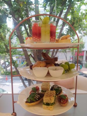 High tea set for 2 - top rier dessers and drinks at Dear Dahlia - 디어달리아 카페 in Seoul