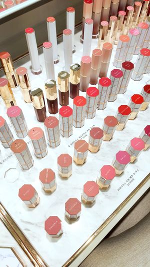 lipsticks at Dear Dahlia - 디어달리아 카페 in Seoul