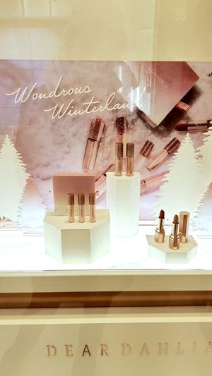 new line "Wondrous Winterland" at Dear Dahlia - 디어달리아 카페 in Seoul
