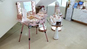 interior of location - gift sets at Dear Dahlia - 디어달리아 카페 in Seoul