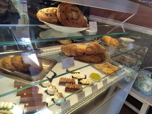  at Pâtisserie - Salon de thé Léone in Toulouse