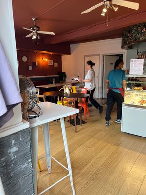   at Pâtisserie - Salon de thé Léone in Toulouse