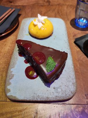 Pastel Sacher at Desoriente - Poblenou in Barcelona