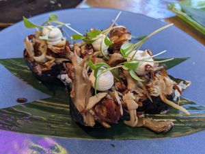 Maitake gun kan, delicious at Desoriente - Poblenou in Barcelona