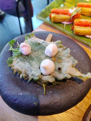 Shisho leaves at Desoriente - Poblenou in Barcelona