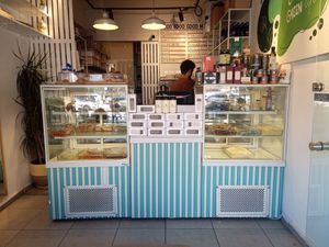  at Roots Shots in Istanbul