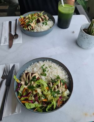  at Roots Shots in Istanbul