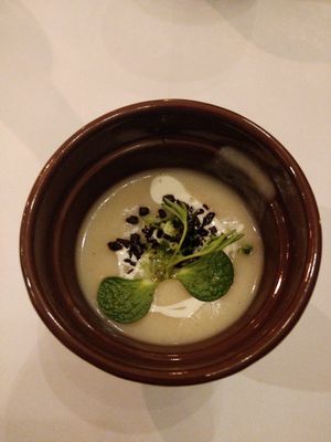 Velouté de Chou-Fleur & Brocoli, Saveur fumée at Brocoli in Lyon