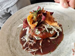 Legume steak, vegan feta and tomatoes, hearty jus at Brocoli in Lyon