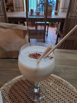 Delicioso postre con leche de coco at Kalpa Amodiño in Ribadeo