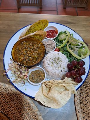 Plato combinado at Kalpa Amodiño in Ribadeo