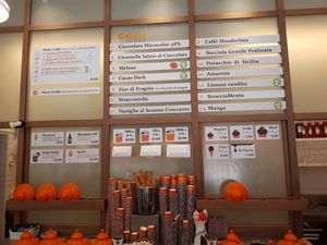 Menu, green dots for vegan at Schokolato Bar Gelateria in Wallisellen