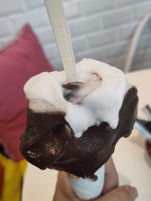 Vegan Icecream at Schokolato Bar Gelateria in Wallisellen