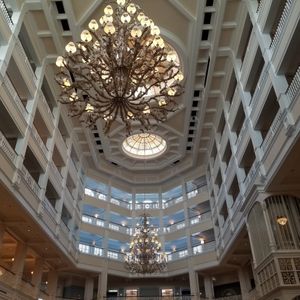Grand Floridian ceiling at Grand Floridian Cafe in Lake Buena Vista